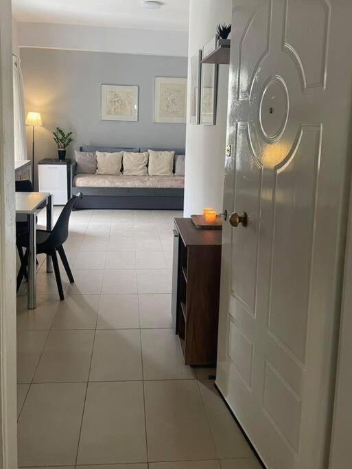 Studio In The Center, 2 Mins From The Beach Λουτράκι Εξωτερικό φωτογραφία